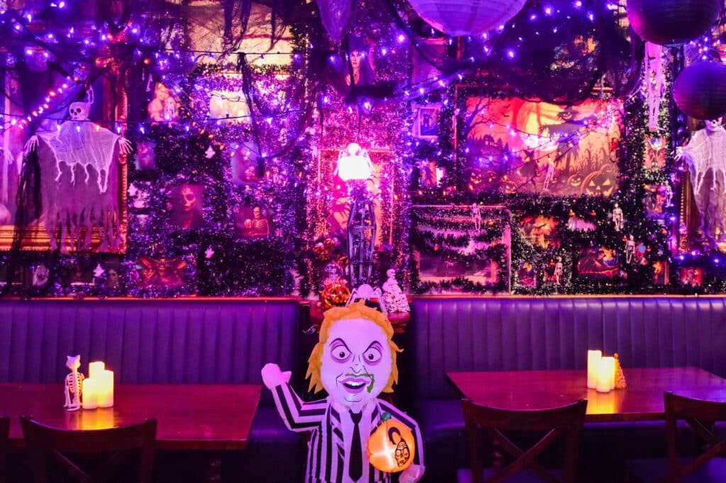 ordinarie haunting halloween popup long beach